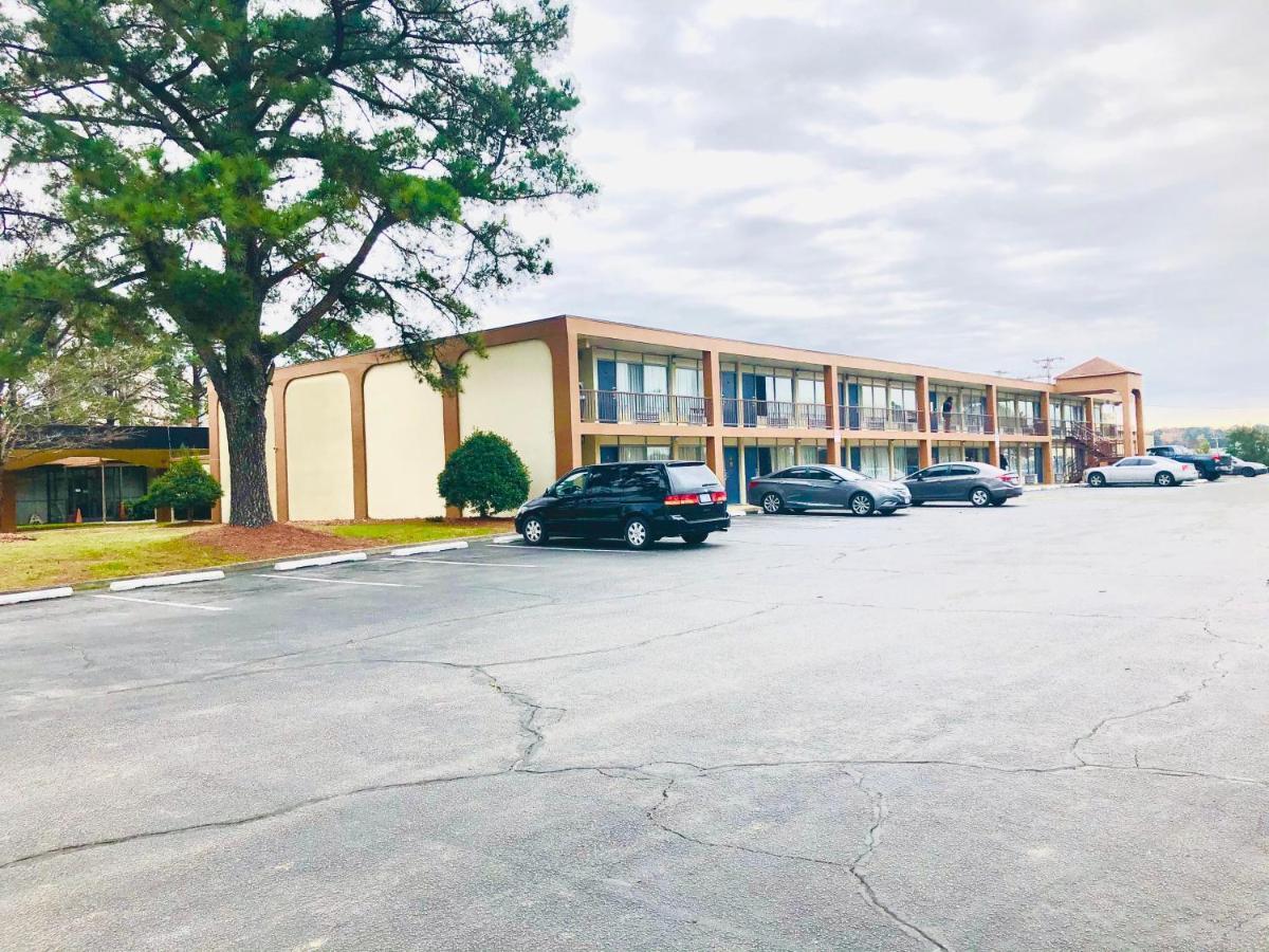 Americas Best Value Inn - Wilson Zewnętrze zdjęcie