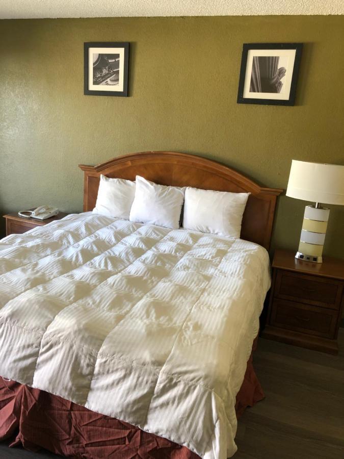 Americas Best Value Inn - Wilson Zewnętrze zdjęcie